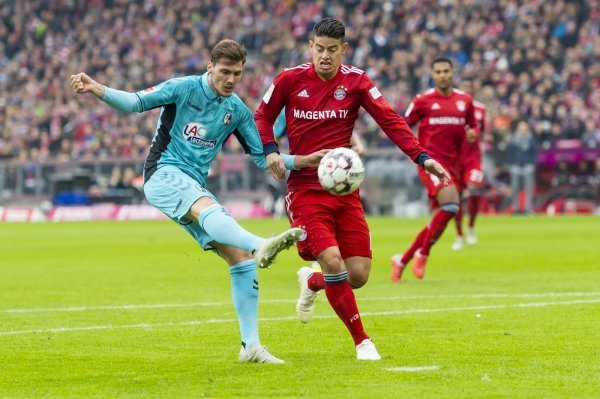FC Bayern (James Rodriguez) - SC Freiburg (Pascal Stenzel)