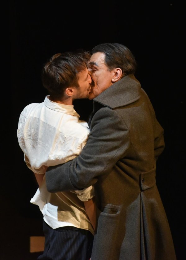 Predstava Ljubavna pisma Staljinu