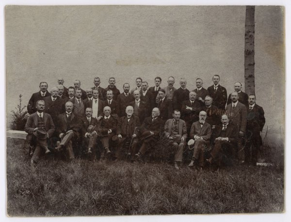 Članovi Narodnog vijeća na osnivačkoj sjednici 5. – 6. listopada 1918.