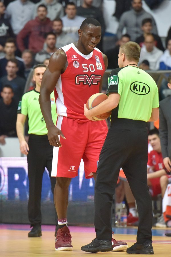 Michael Ojo, centar Crvene zvezde