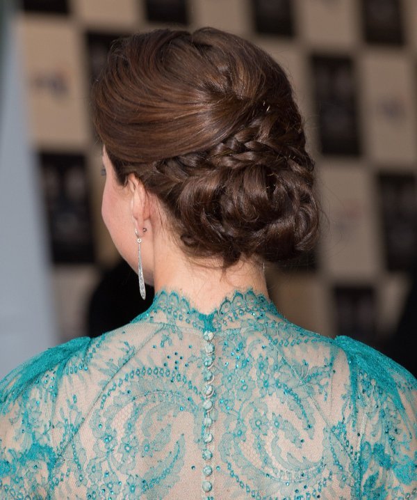 Kate Middleton u haljini Jenny Packam 2012. godine