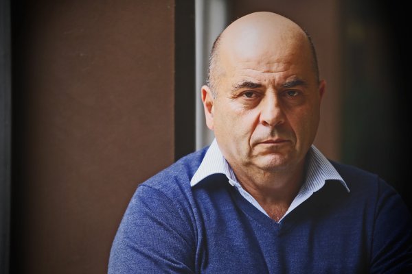 Nakon diplomatske karijere Goldstein se vratio poslu profesora na Odsjeku za povijest Filozofskog fakulteta u Zagrebu