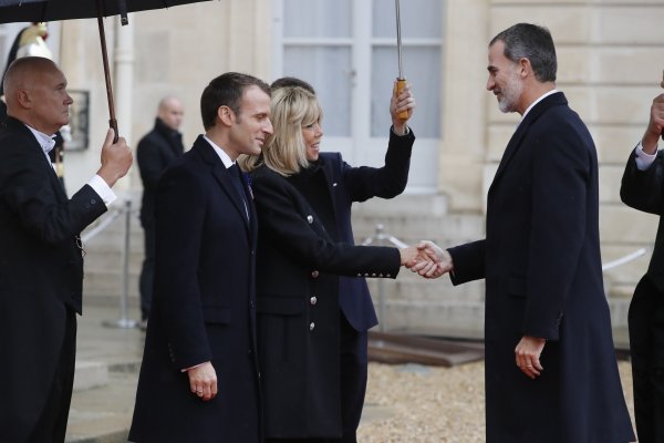Emmanuel Macron i španjolski kralj Felipe VI