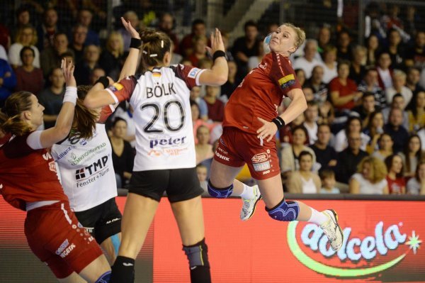 RK Podravka Vegeta (Karyna Yezhykava) - Thuringer HC