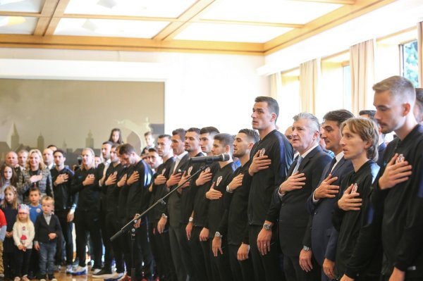 Ivan Perišić, Mario Madžukić, Dejan Lovren, Dominik Livaković, Andrej Kramarić, Mateo Kovačić, Lovre Kalinić, Davor Šuker, Zlatko Dalić, Luka Modrić