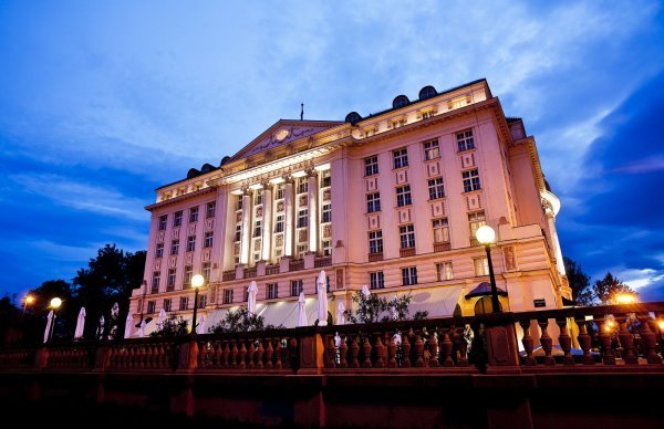 Esplanade Zagreb Hotel - sumrak