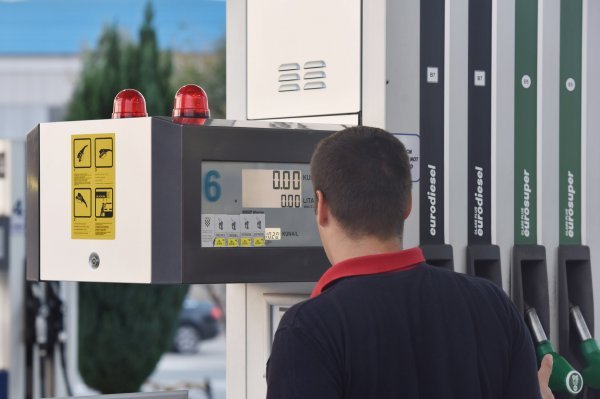 Od ožujka 2014. država je omogućila slobodno formiranje cijena benzina i dizela