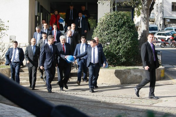 Andrej Plenković u obilasku brodogradilista 3. Maj