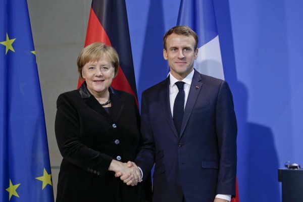 Emmanuel Macron i Angela Merkel za jaču i otvoreniju Europsku uniju