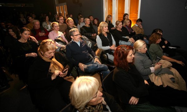 U KIC-u održana promocija knjige karikatura 'Oni' Tisje Kljaković Braić