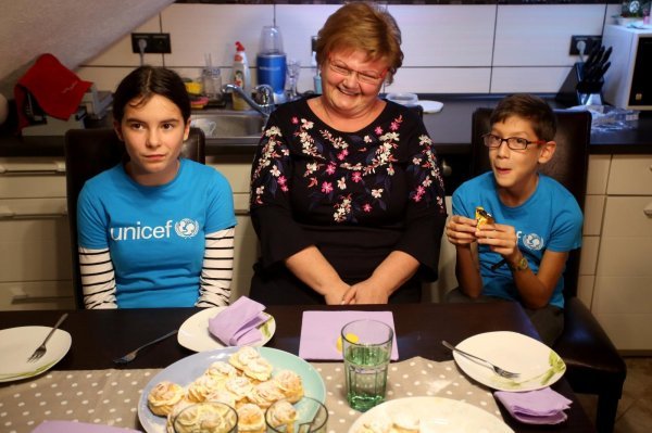 Nada Murganić posjetila udomiteljsku obitelj