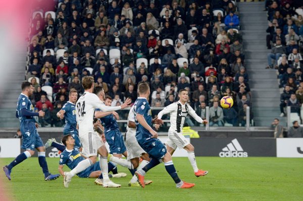 Juventus (Cristiano Ronaldo) - SPAL
