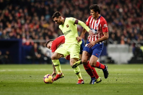Atletico Madrid (Rodrigo Hernandez) - Barcelona (Lionel Messi)