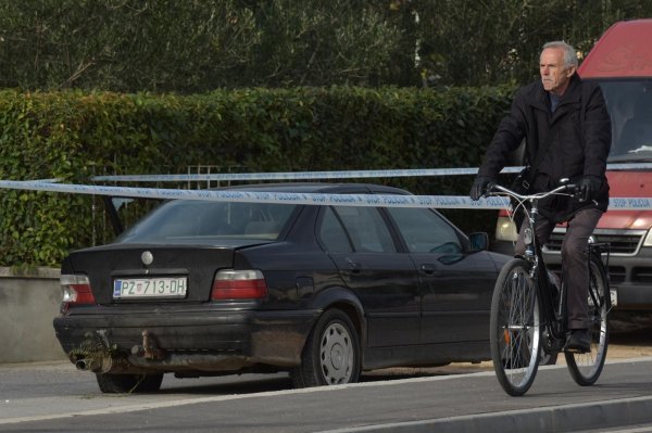 Pucnjava na automobil u Zadru nakon što je vozač pokušao pregaziti policajca