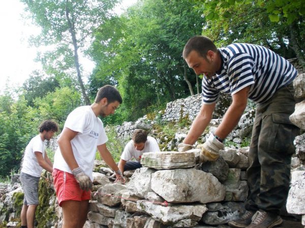 Rekonstrukcija podzida Petrebišća 2011.