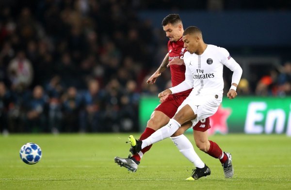 Lovren protiv Mbappea