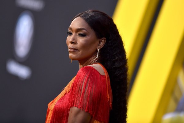 Angela Bassett