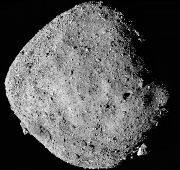 Fotografija asteroida Bennu sastoji se od 12 PolyCam sličica prikupljenih iz letjelice s 24 km visine