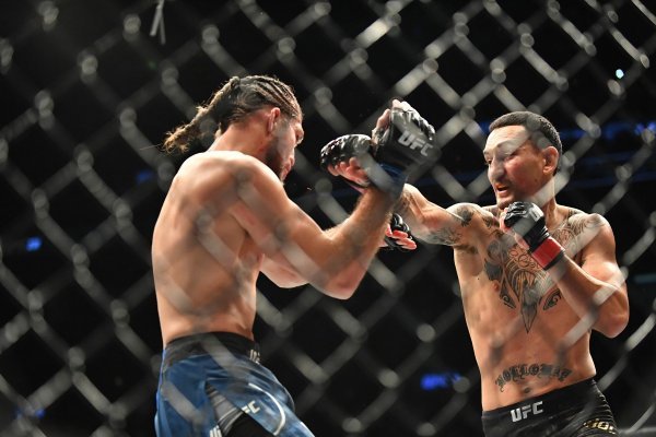 Brian Ortega - Max Holloway