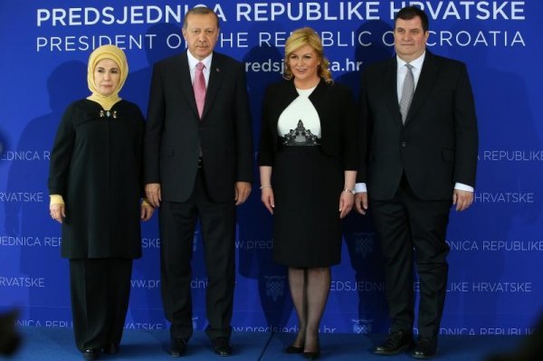 Erdogan sa suprugom i Grabar Kitarović sa suprugom Jurica Galoic/PIXSELL