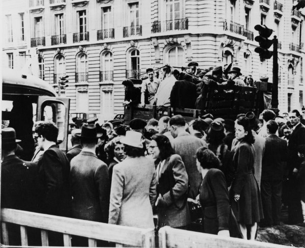 Francusku je 1947. potresao val štrajkova zbog nezadovoljstva kapitalizmom