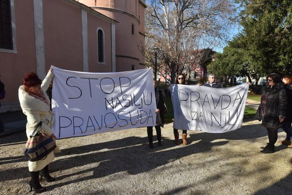 Prosvjed protiv puštanja na slobodu Darka Kovačevića Daruvarca