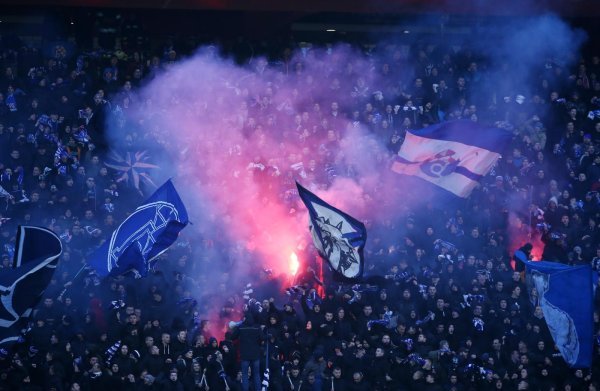 Atmosfera na utakmici između Dinama i Hajduka