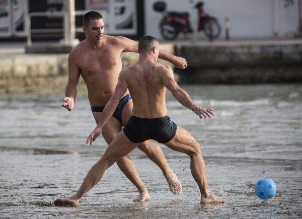 Nogomet na Bačvicama