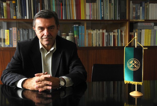 Igor Dekanić, redoviti profesor na Rudarsko-geološko-naftnom fakultetu