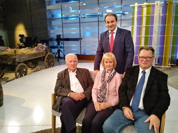 Sa snimanja jubilarne emisije: Vlatko Grgurić, Zvonimir Kolar, Ružica Trauber i Mladen Stubljar