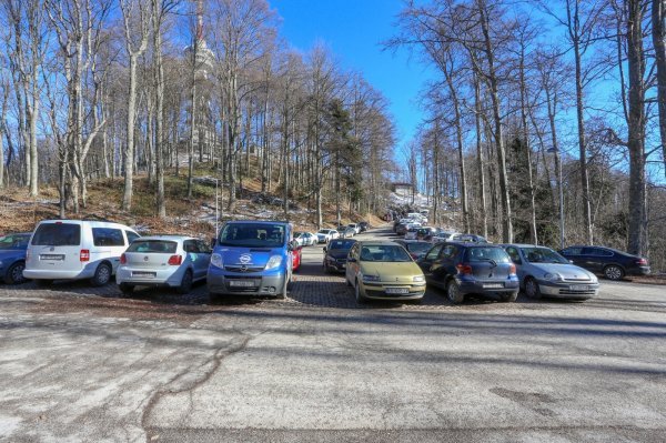 Sljeme pod opsadom automobila