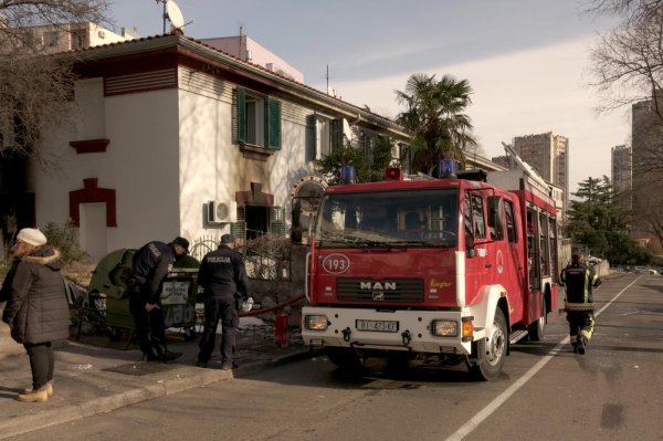 Rijeka: Vatrogasci intervenirali zbog požara u stanu u Ulici Franje Čandeka