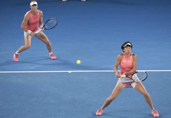 Samantha Stosur i Zhang Shuai