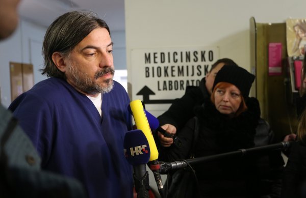 Policijska intervencija u bolnici na Jordanovcu