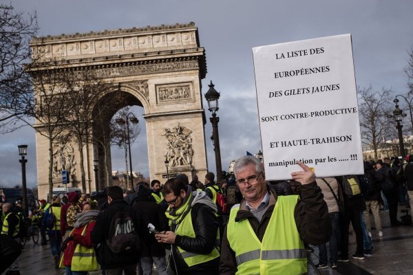 Prosvjed "žutih prsluka" u Parizu