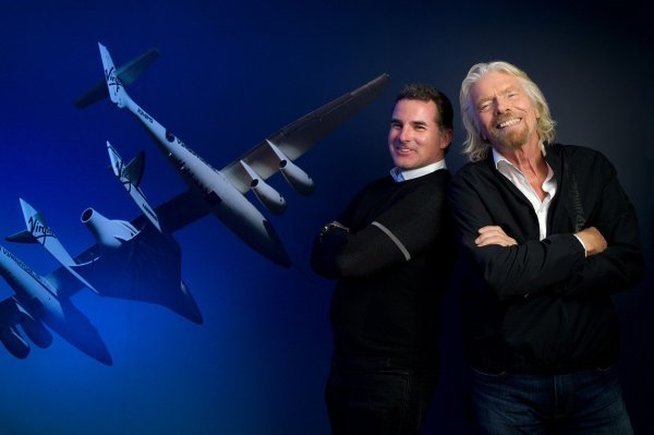 Richard Branson i njegov komercijalni svemirski brod