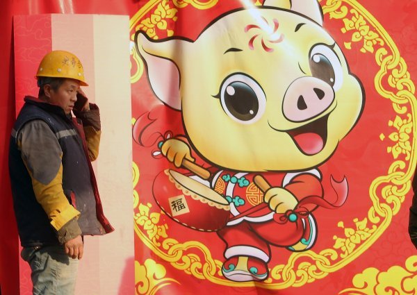 Kineska godina svinje inspirirala je luksuzne brendove da što više uđu na bogato tržište