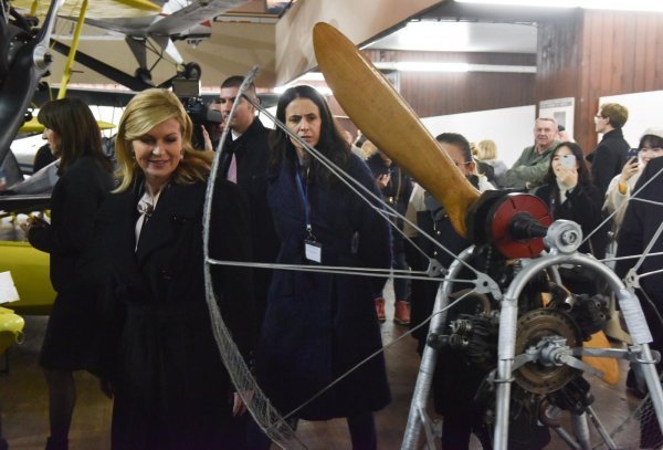 U Noći muzeja predsjednica Kolinda Grabar Kitarović obišla Tehnički muzej Nikola Tesla