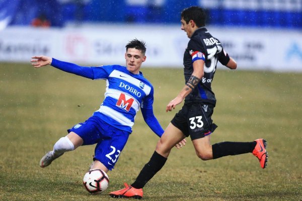 Osijek (Alen Grgić) - Hajduk (Domagoj Bradarić)