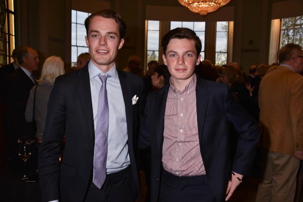 Charles Manners, markiz od Granbyja (lijevo)