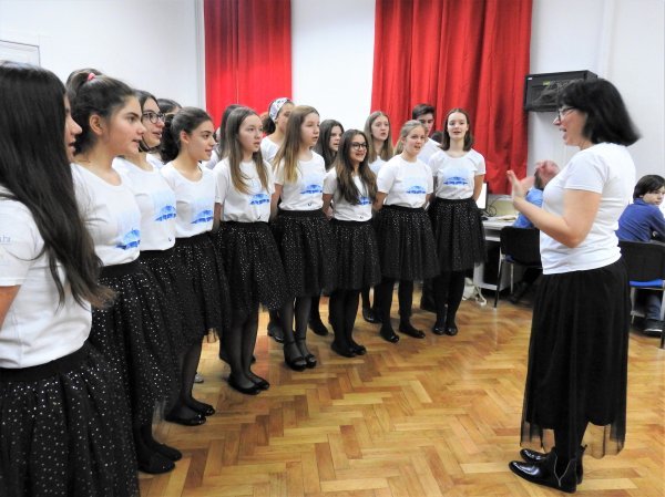 Zbor OŠ Izidora Kršnjavog