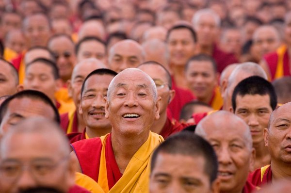Kineski budistički svećenici moraju s vlastima riješiti pitanje reinkarnacije