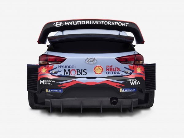Hyundai i20 Coupe WRC 2019 - pogled straga