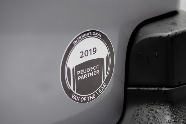 Peugeot Partner Furgon International Van Of The Year 2019