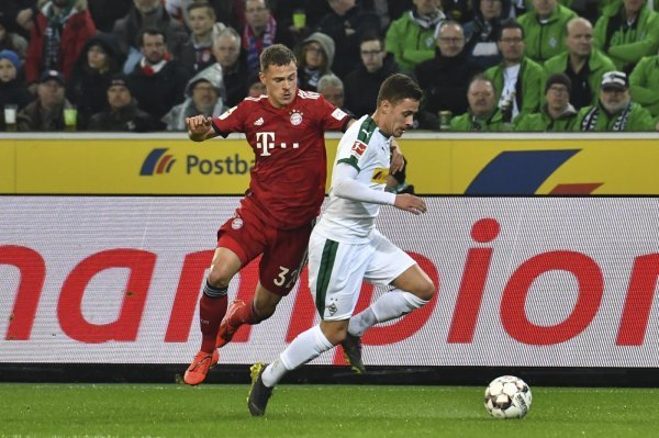 Borussia Monchengladbach (Thorgan Hazard) - FC Bayern (Joshua Kimmich)