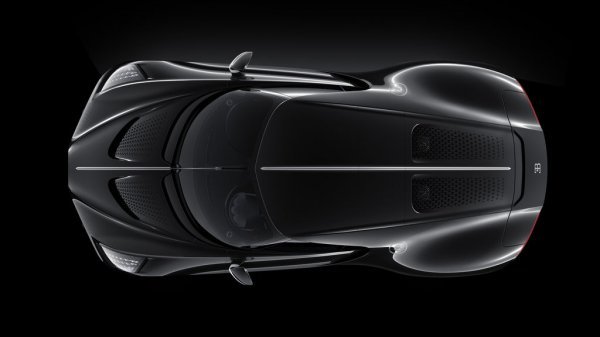 Bugatti Voiture Noire - pogled iz zraka
