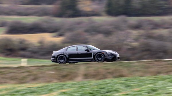 Porsche Taycan na testu