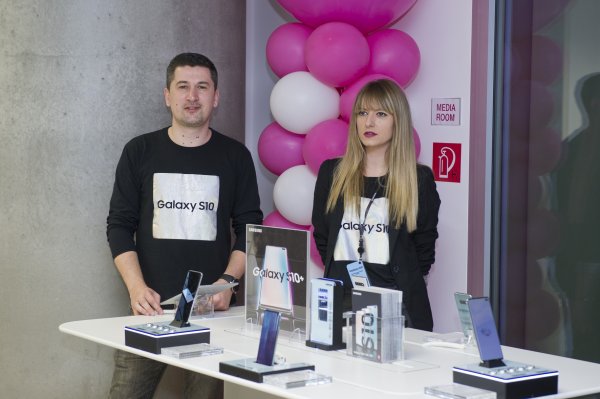 Samsung Galaxy S10 testiranje