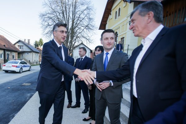 Andrej Plenković sastao se s načelnikom Krapinskih Toplica Ernestom Svazićem