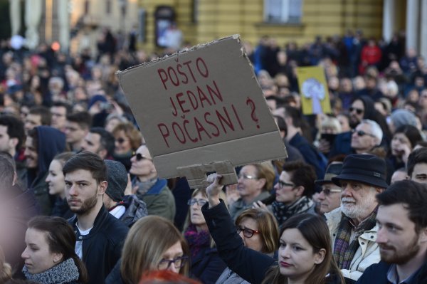 Prosvjed protiv Bandićevog počasnog doktorata